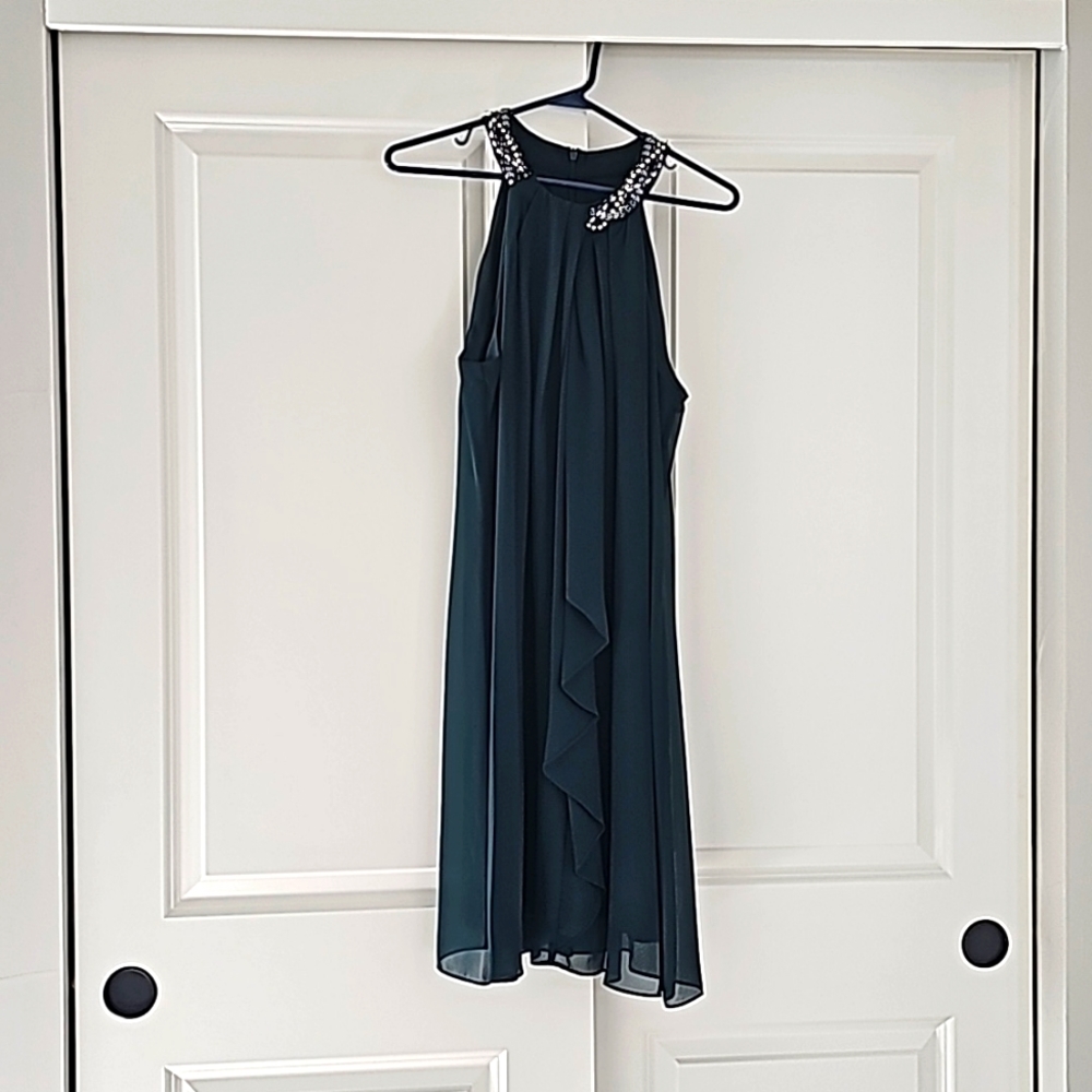 SLNY Short Halter Beaded Neck Dress | Size 10 | Green